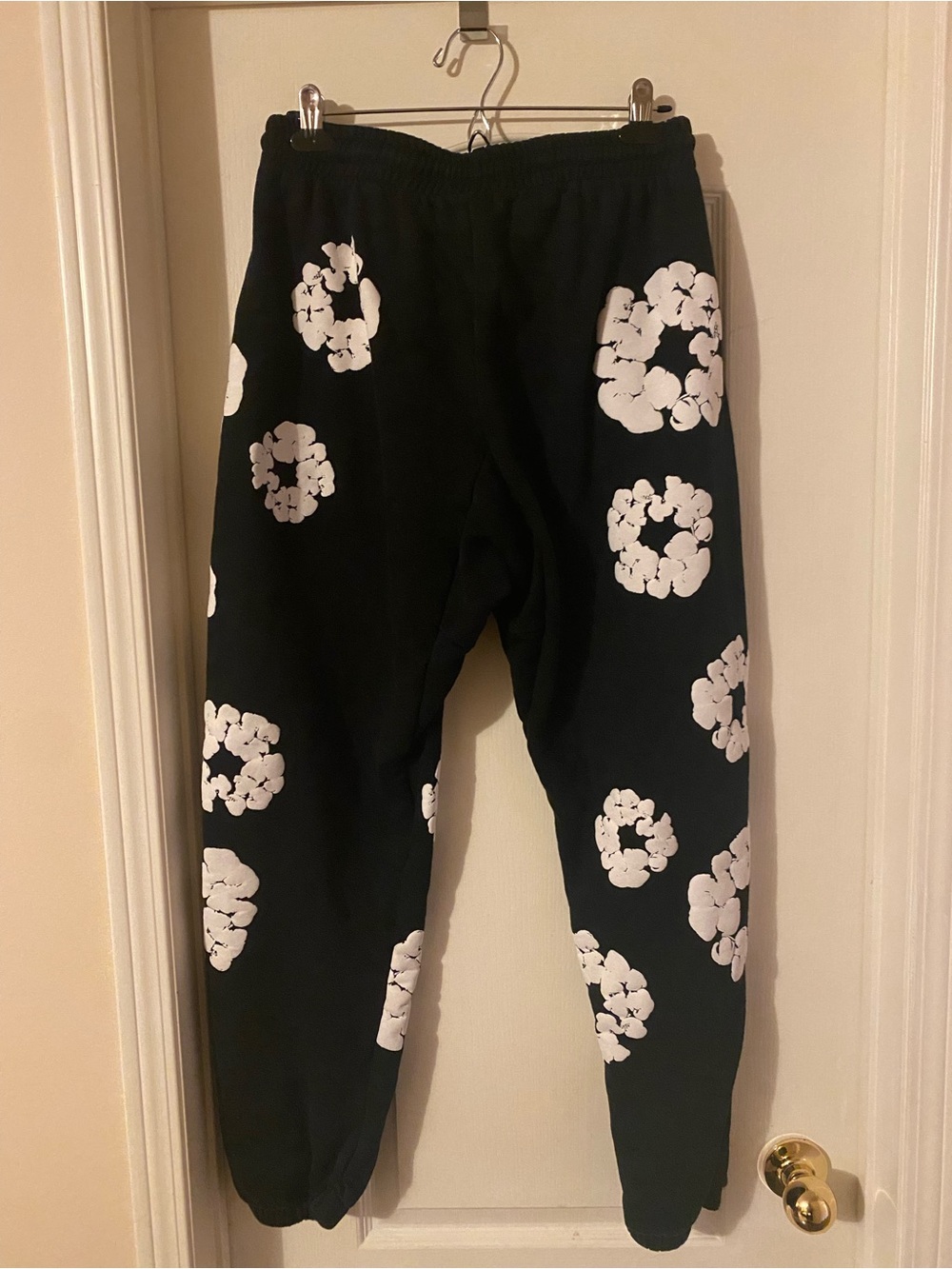 Denim tears Sweatpants with White Floral Print Men’s small